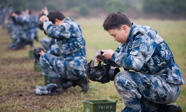 最复杂的女兵训练（少数民族女兵的新训心路）(11)