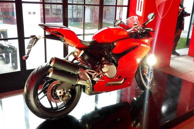 杜卡迪今年新款（杜卡迪959Panigale上市售价17.8万元）(3)