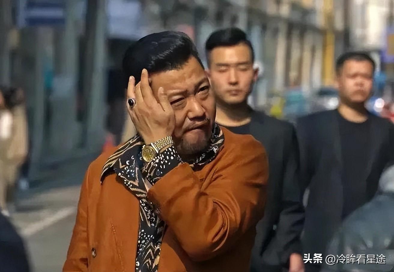 《狂飙》全剧最经典一幕！贾冰现场“瞎编”，导演一秒却都不得删