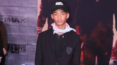 ​贾登·史密斯(Jaden Smith)出人意料地采用了法国式的风格