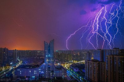 ​雷电红色预警有多可怕（红色预警的极端天气有多厉害）