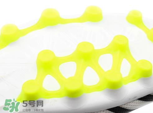 adidas nemeziz 17+怎么样？阿迪达斯斑马足球鞋测评