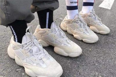 ​yeezy 500能用防水喷雾吗 要选对种类