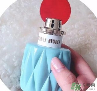 ​miumiu香水味道怎么样?miumiu香水适合年龄